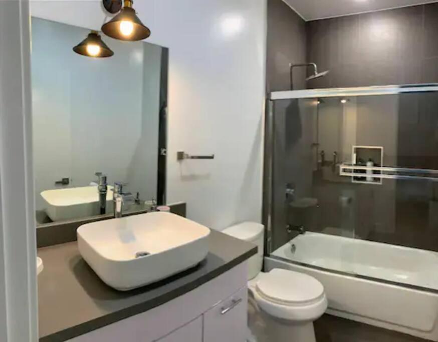 4br Townhouse In Mid City