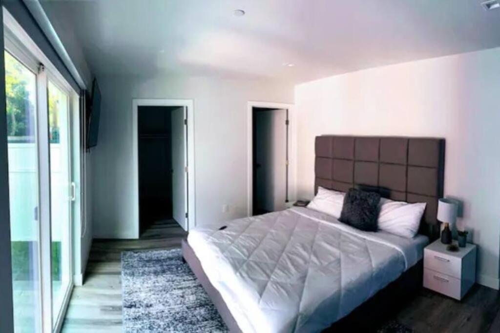 Casa vacanze 4br Townhouse In Mid City