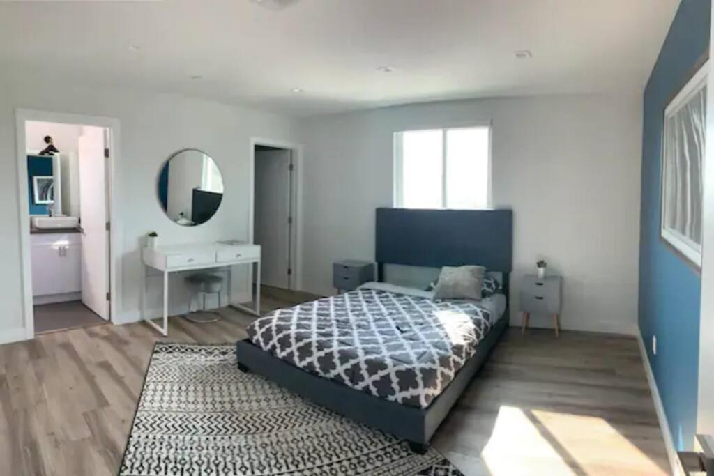 4br Townhouse In Mid City Holiday home Los Angeles